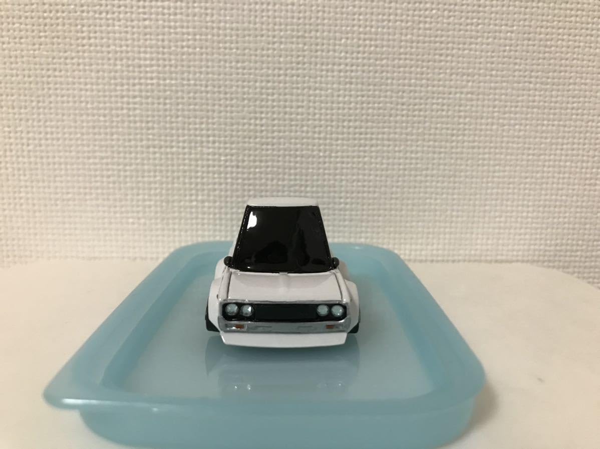 ハコ乗りチョロQ　ニッサンローレルSGX Amazon.co.jp: チョロQ カスタム ローレル SGX ノッポ 箱乗りチョロQ